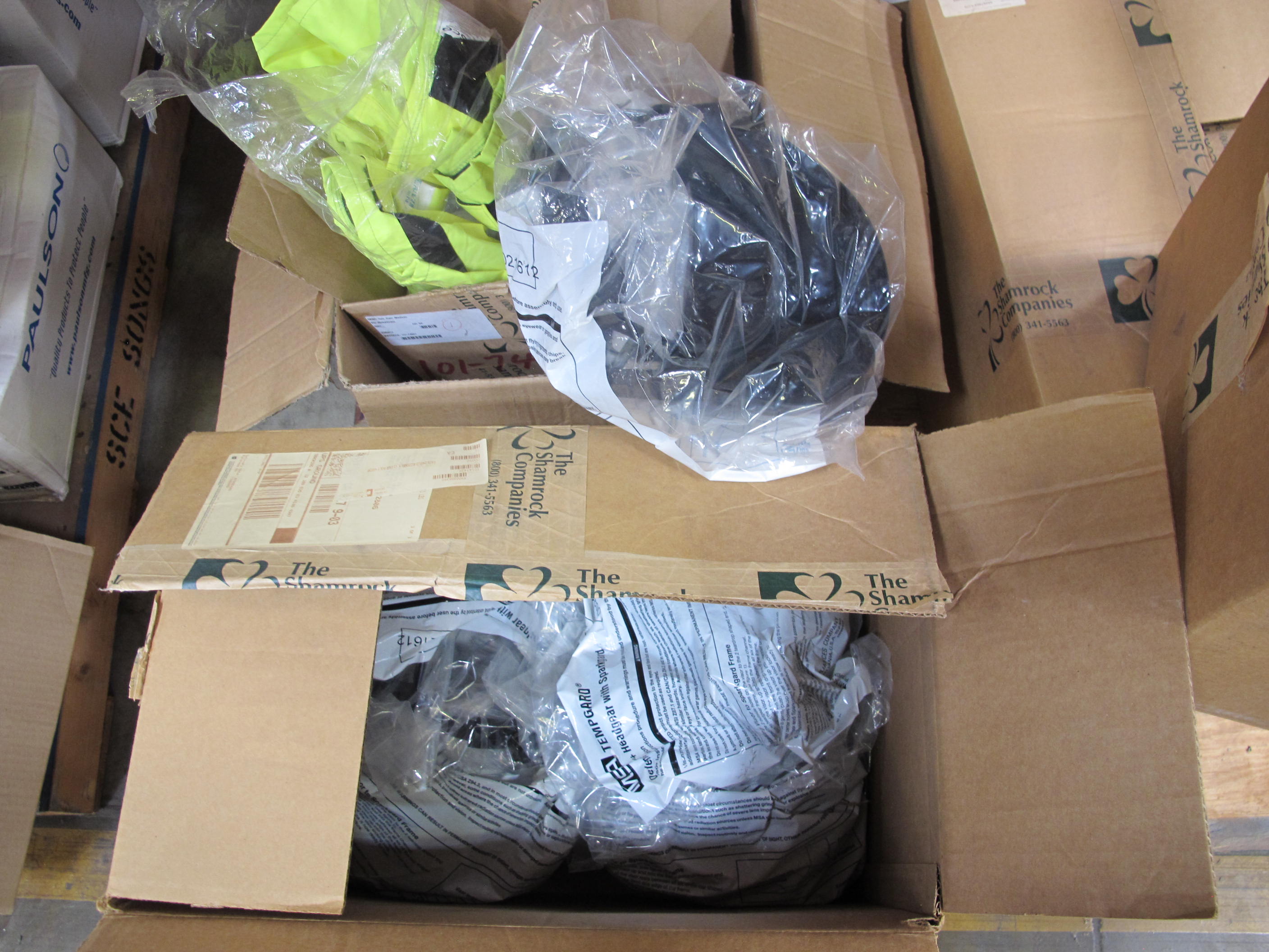 LOT TO INCLUDE: (500) VISORS, 8" LG X 0.06" THK SIZE, PLASTIC MATERIAL, CLEAR COLOR. SNAP-IN 100 PER BOX, (40) BRACKETS, 11" X 8" SIZE, VISOR KIND, PLASTIC MATERIAL, (15) SHIELDS, FACE KIND, 0.06" X 8" X 16" SIZE. WITH SPARK GUARD HEADGEAR, CLEAR POLY CARBONATE VISOR, RATCHETTYPE HEADBAND ASSEMBLY,. LOADING & HANDLING FEE $15-4221